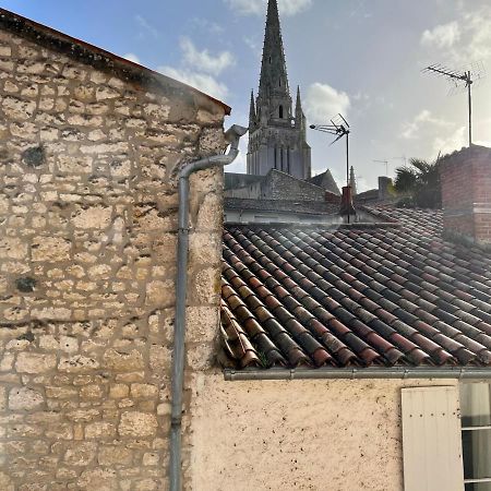 La Palmeraie -Wifi Fibre- Centre Ville -Property Rental Nm Fontenay-le-Comte Exteriér fotografie